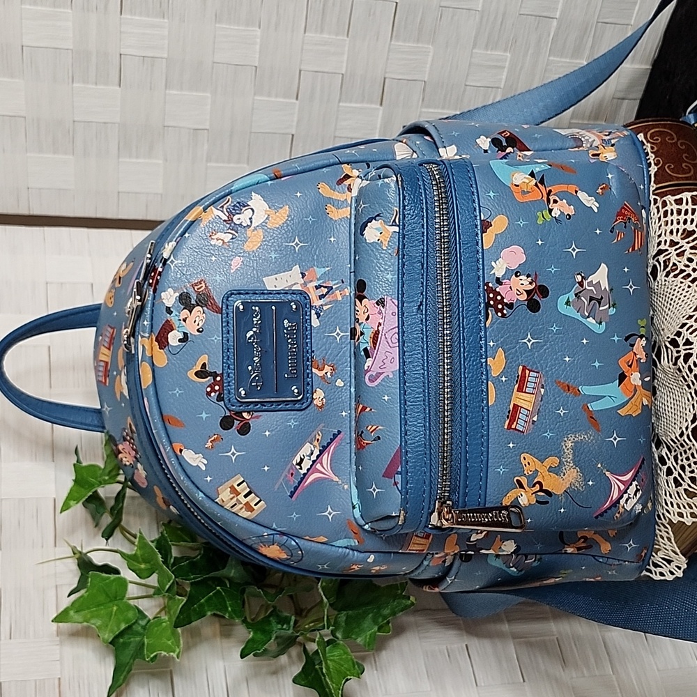 👉LOUNGEFLY MICKEY MOUSE & FRIENDS MINI BACKPACK ~DISNEY PARKS, ICONS 2020